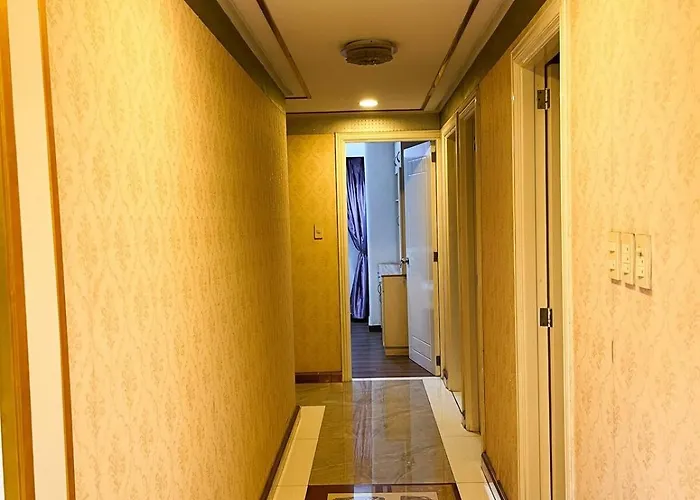 Stunning 3br With Sunset View Near Dolomite Appartement Manille